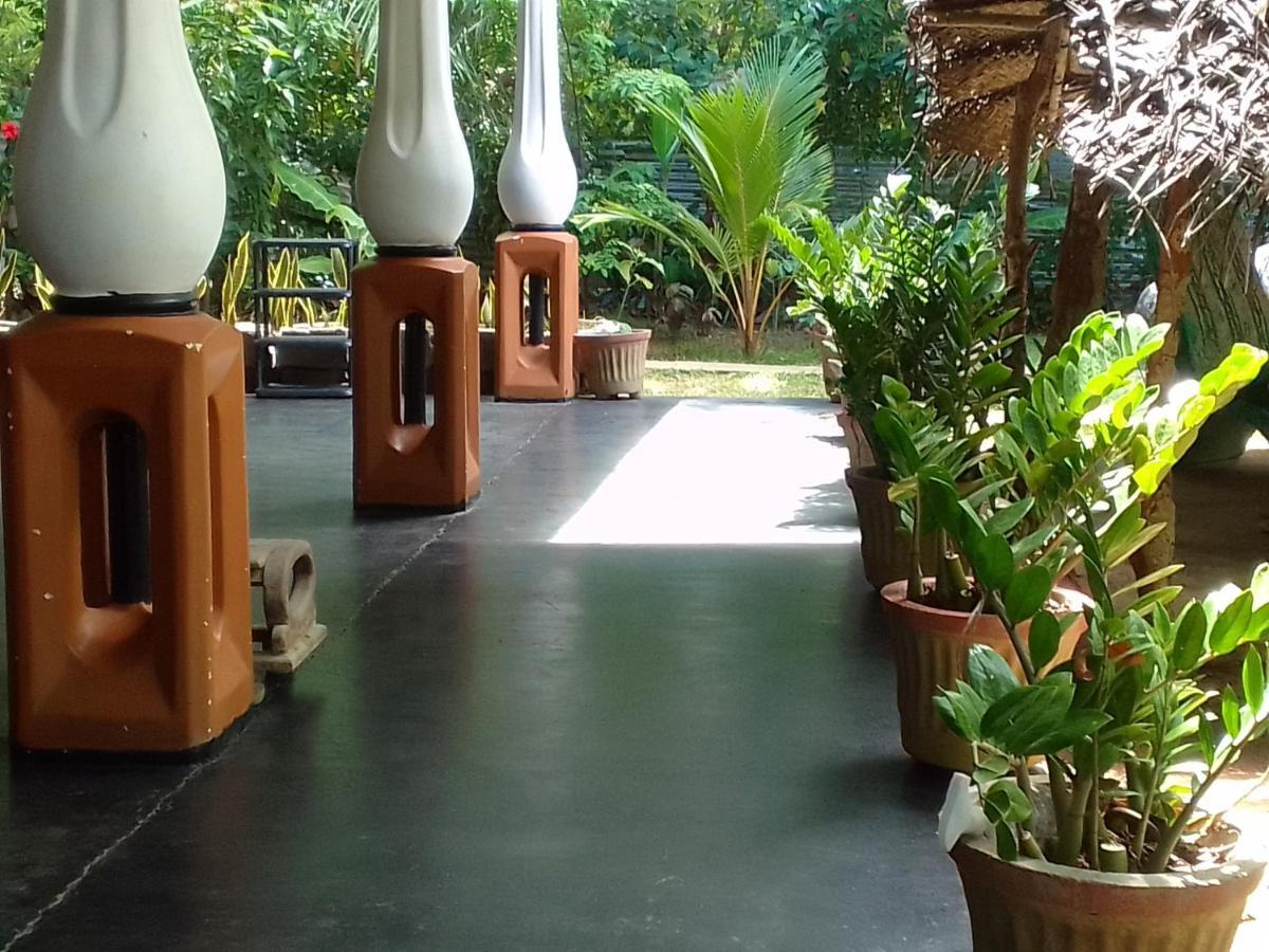 Lahiru Home Stay Sigiriya Exterior photo
